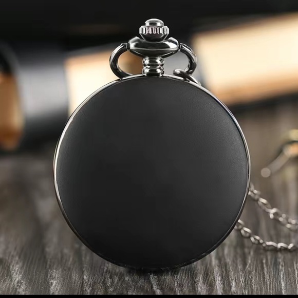 Batman Pocket Pendant Watch Quartz Flip Open Watch With Chain DC Comics Unisex - Picture 3 of 16